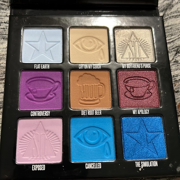 Mini Controversy palette - Picture 3 of 3